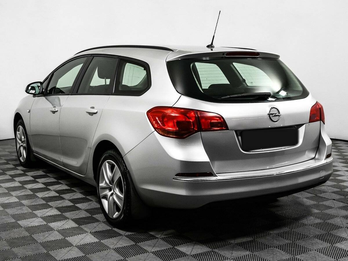 Купить Opel Astra с пробегом. Фото: #6