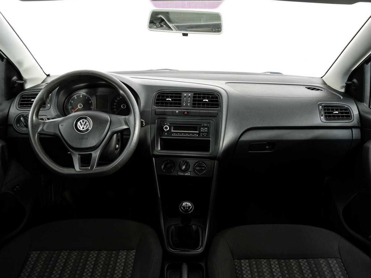 Купить Volkswagen Polo с пробегом. Фото: #7