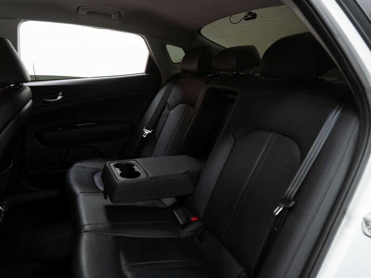 Купить Kia K5 с пробегом. Фото: #5