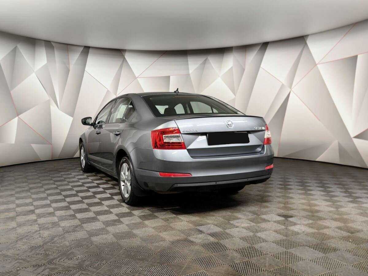 Купить Skoda Octavia с пробегом. Фото: #3