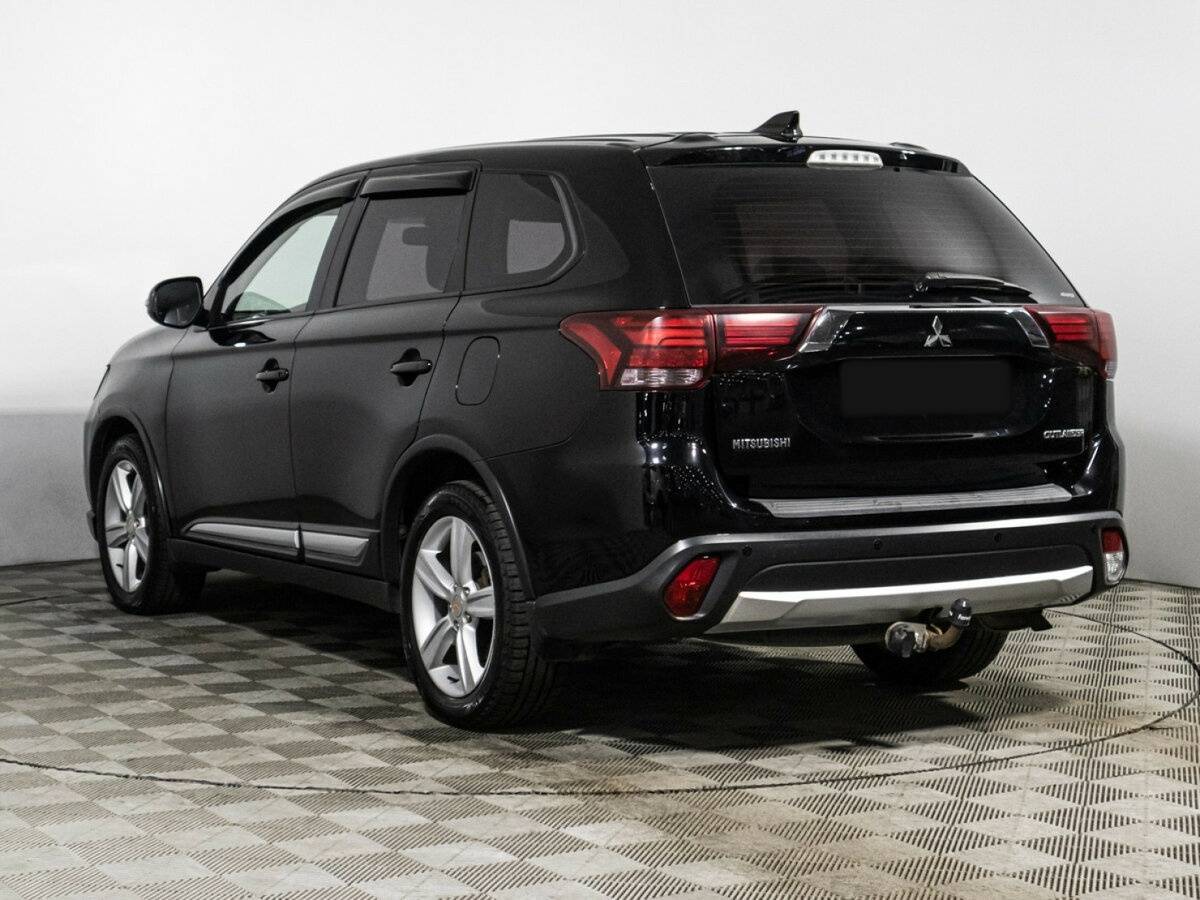 Купить Mitsubishi Outlander с пробегом. Фото: #6
