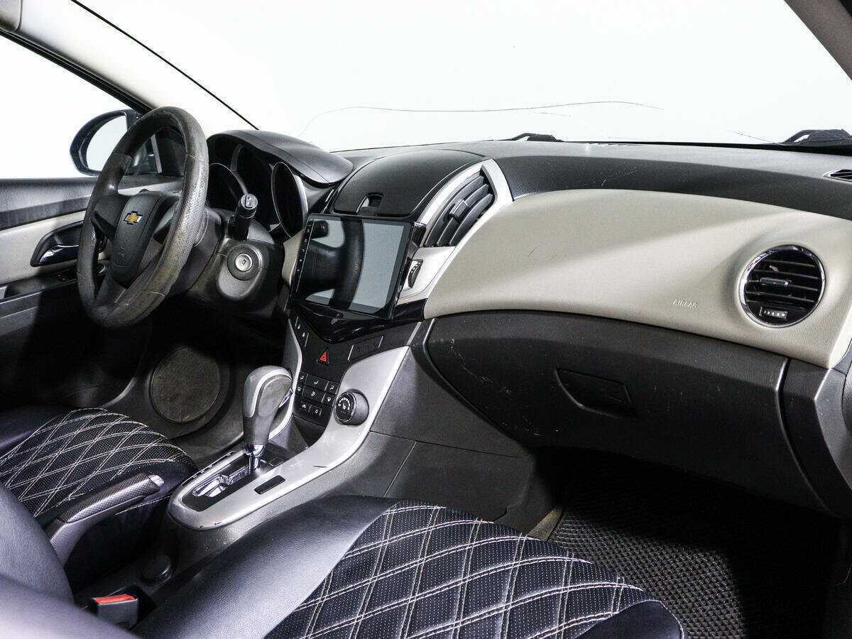 Купить Chevrolet Cruze с пробегом. Фото: #6