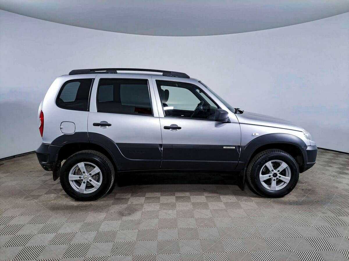 Купить Chevrolet Niva с пробегом. Фото: #3