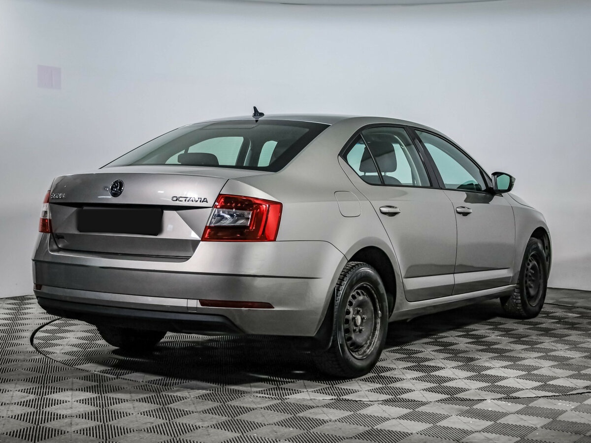 Купить Skoda Octavia с пробегом. Фото: #3
