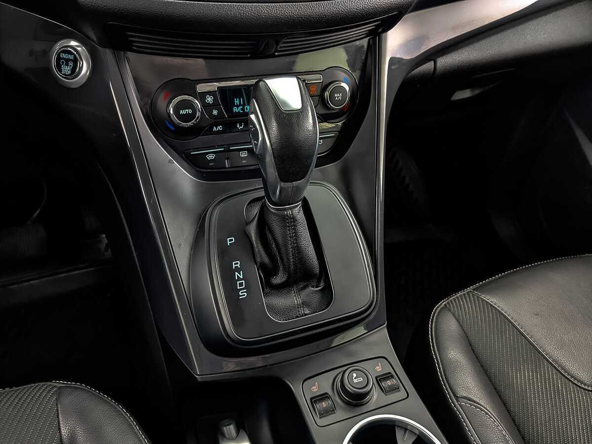 Купить Ford Kuga с пробегом. Фото: #25