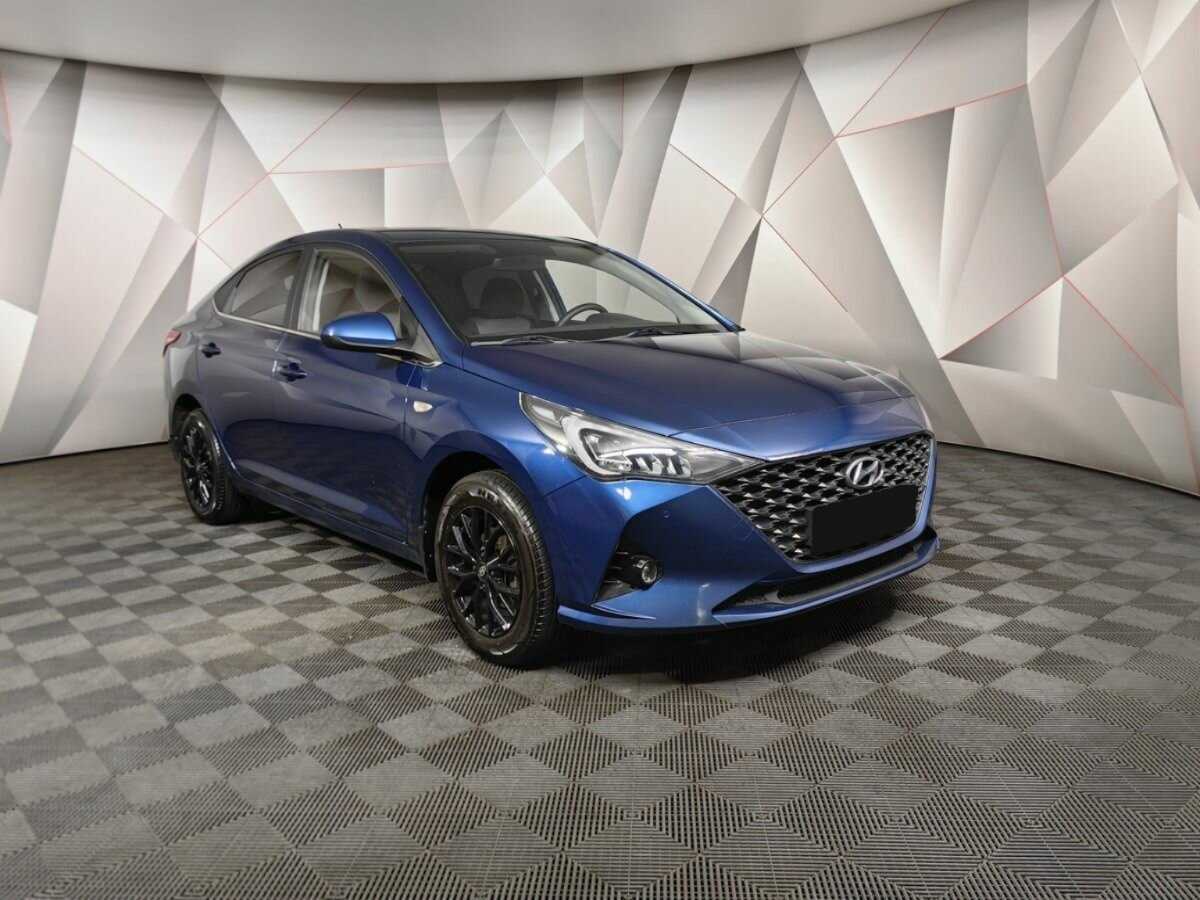 Купить Hyundai Solaris с пробегом. Фото: #2