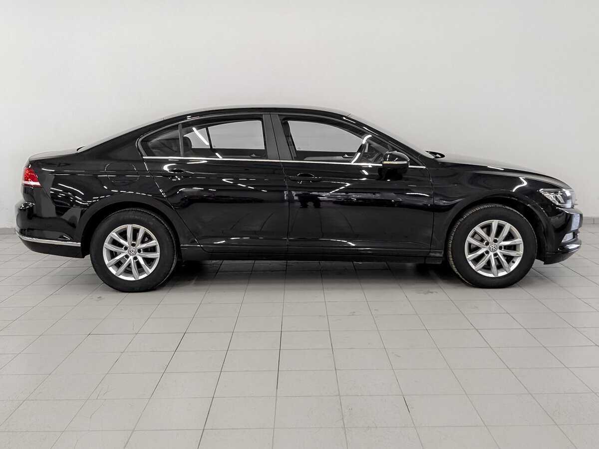 Купить Volkswagen Passat с пробегом. Фото: #3