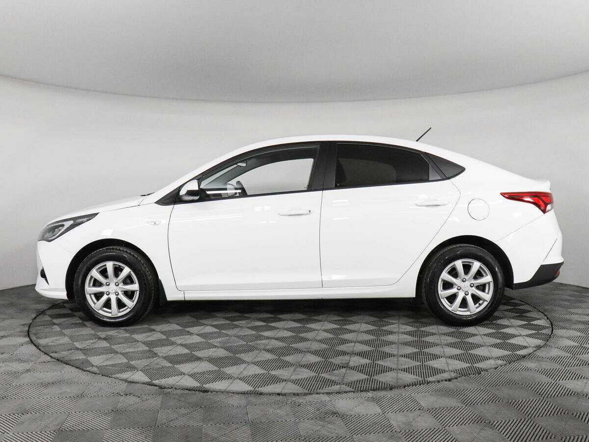 Купить Hyundai Solaris с пробегом. Фото: #7
