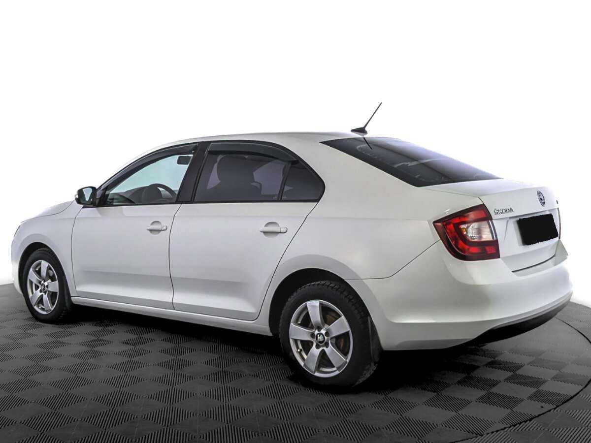 Купить Skoda Rapid с пробегом. Фото: #6
