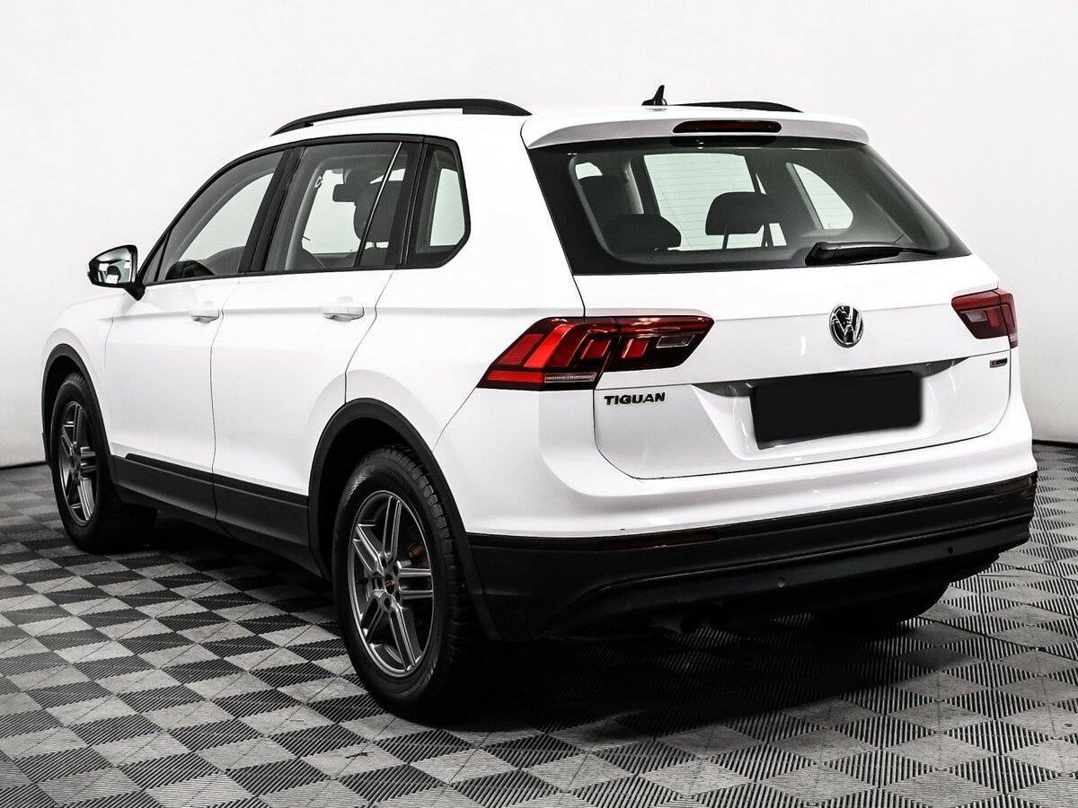 Купить Volkswagen Tiguan с пробегом. Фото: #6