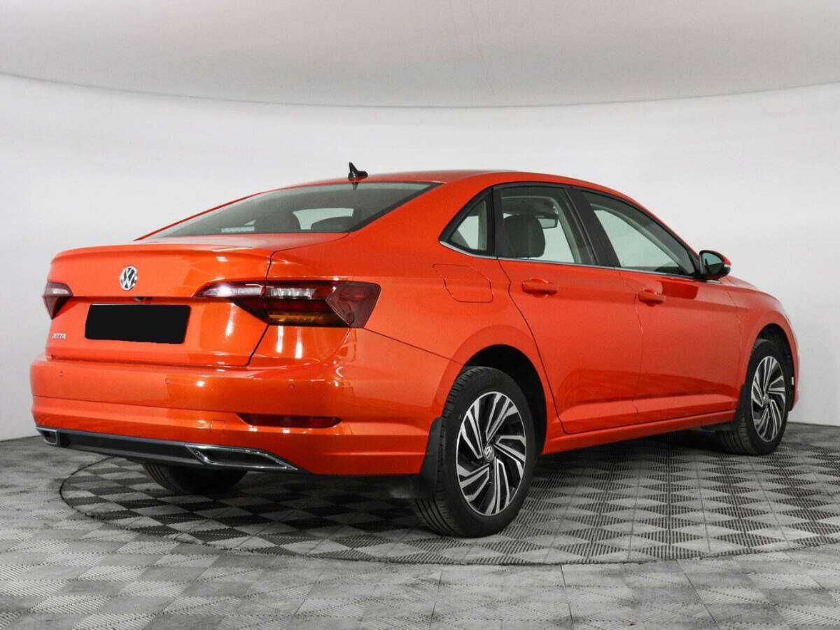 Купить Volkswagen Jetta с пробегом. Фото: #4