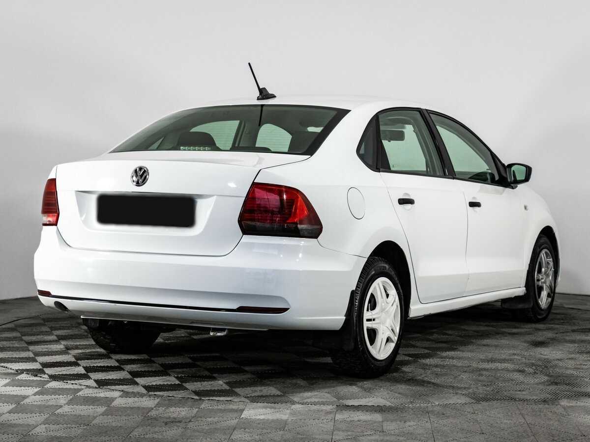 Купить Volkswagen Polo с пробегом. Фото: #3