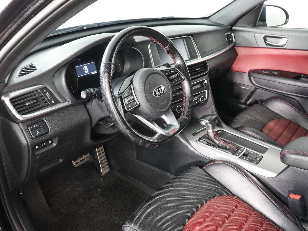Купить Kia Optima с пробегом. Фото: #8