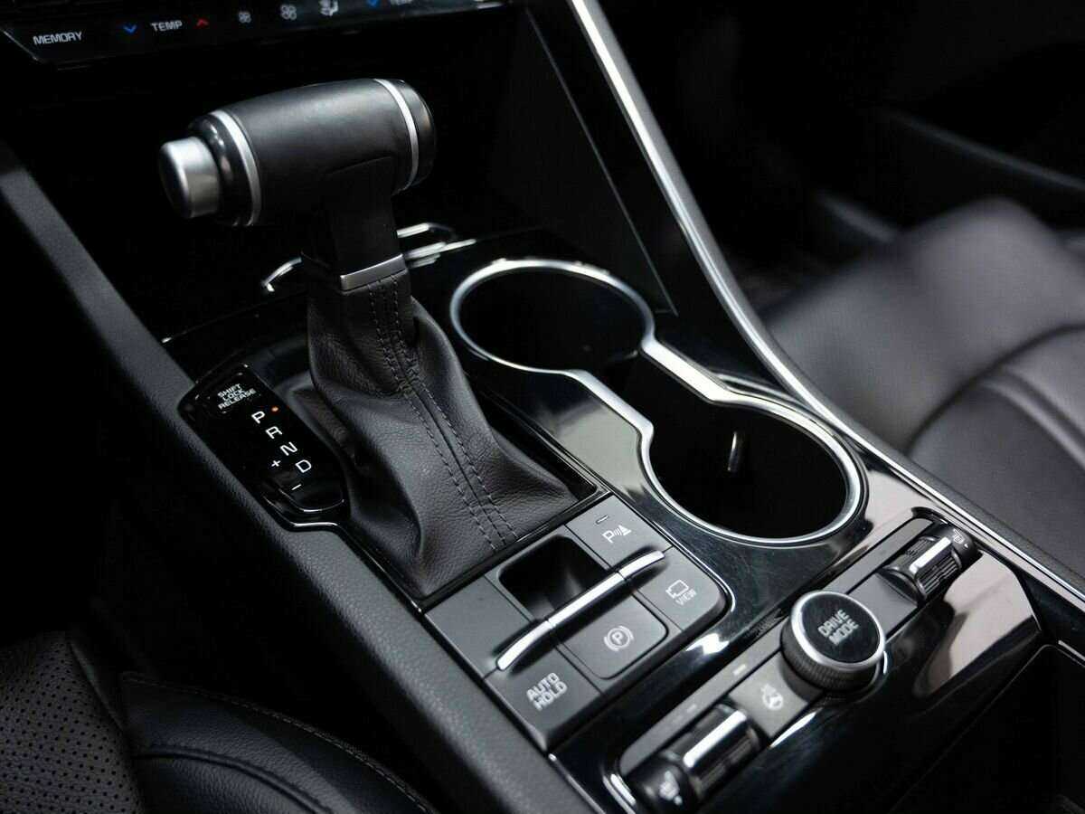 Купить Kia K5 с пробегом. Фото: #13