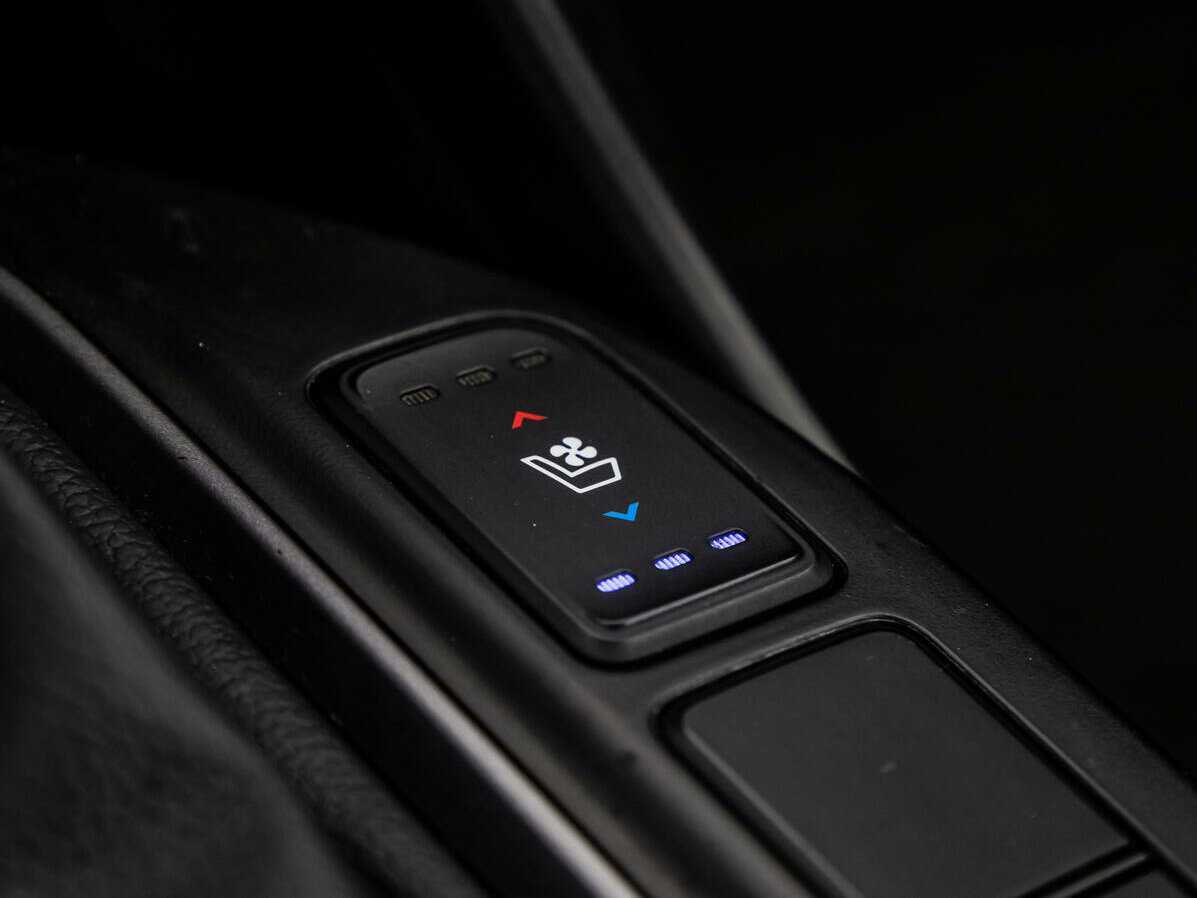 Купить Hyundai Santa Fe с пробегом. Фото: #16