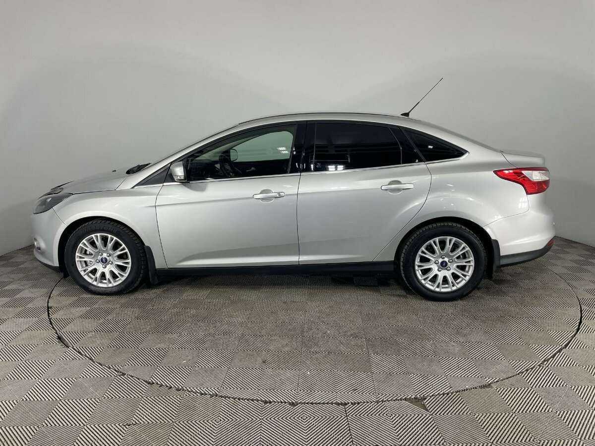 Купить Ford Focus с пробегом. Фото: #4
