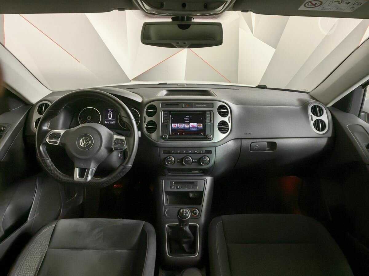 Купить Volkswagen Tiguan с пробегом. Фото: #8