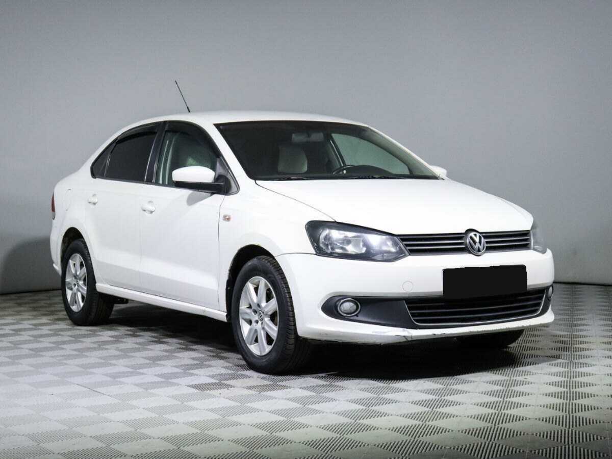 Купить Volkswagen Polo с пробегом. Фото: #2