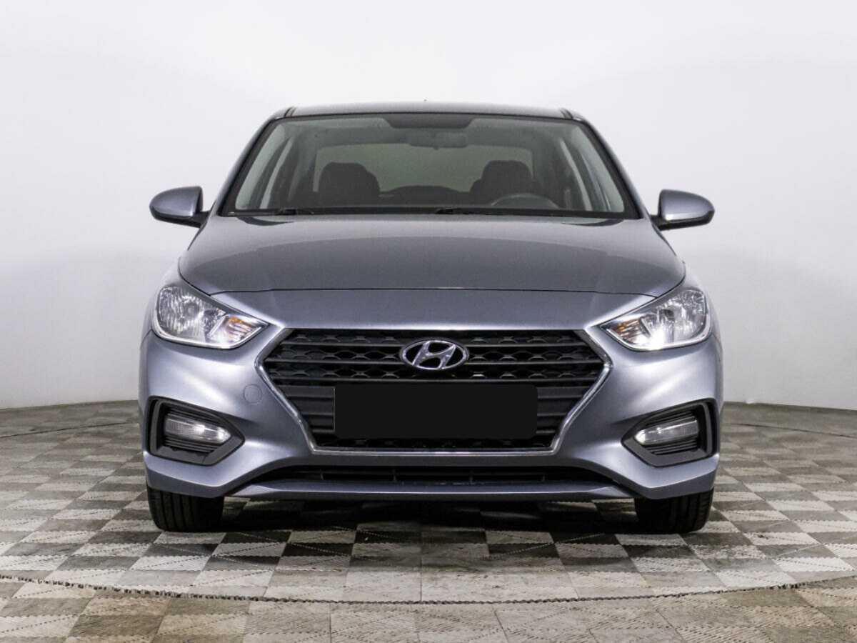 Купить Hyundai Solaris с пробегом. Фото: #1