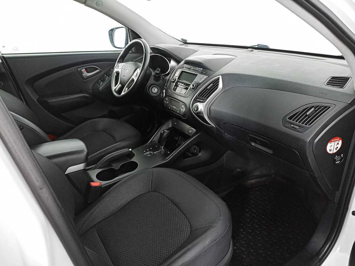 Купить Hyundai ix35 с пробегом. Фото: #9