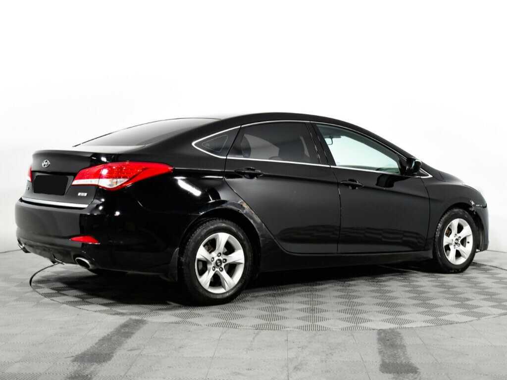Купить Hyundai i40 с пробегом. Фото: #4