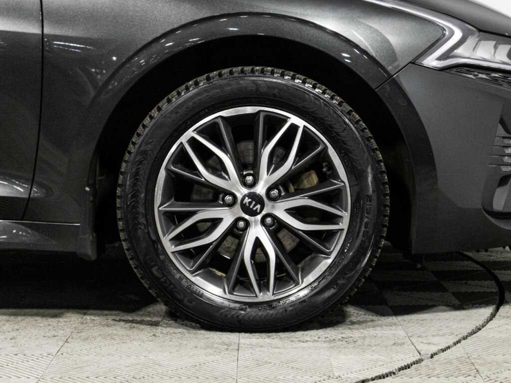 Купить Kia K5 с пробегом. Фото: #28