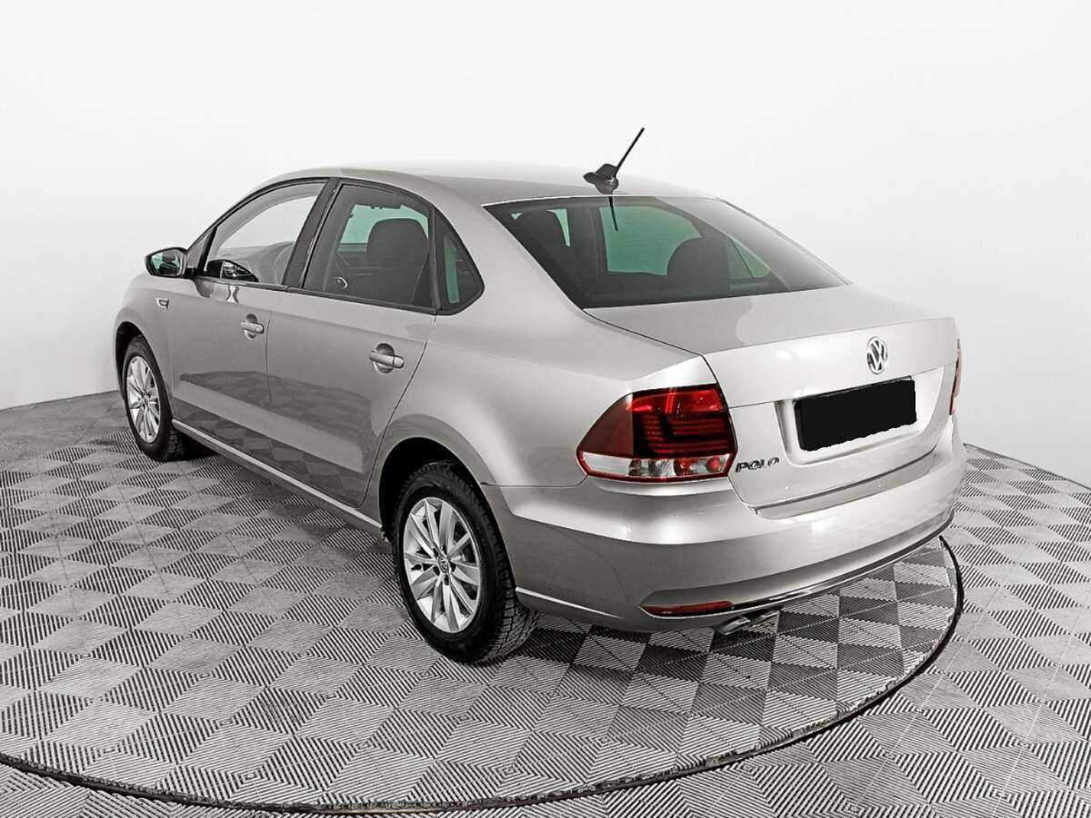 Купить Volkswagen Polo с пробегом. Фото: #6