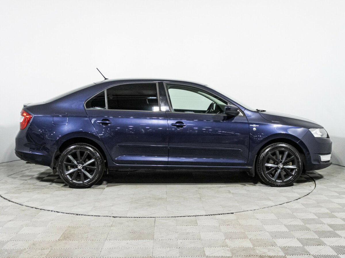 Купить Skoda Rapid с пробегом. Фото: #3
