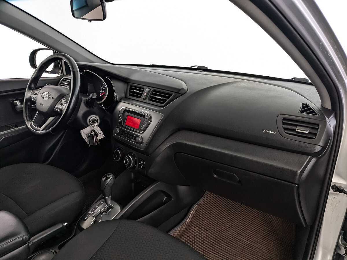 Купить Kia Rio с пробегом. Фото: #8