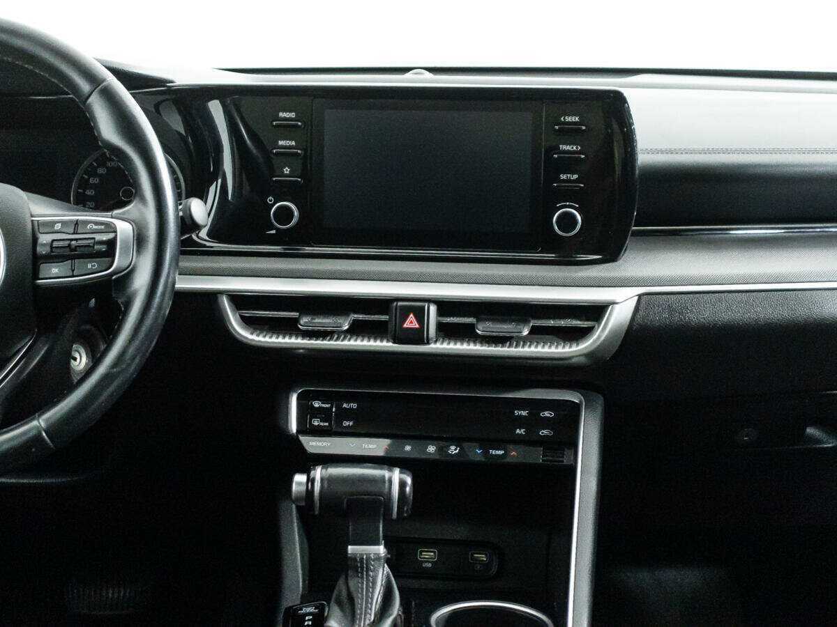 Купить Kia K5 с пробегом. Фото: #13