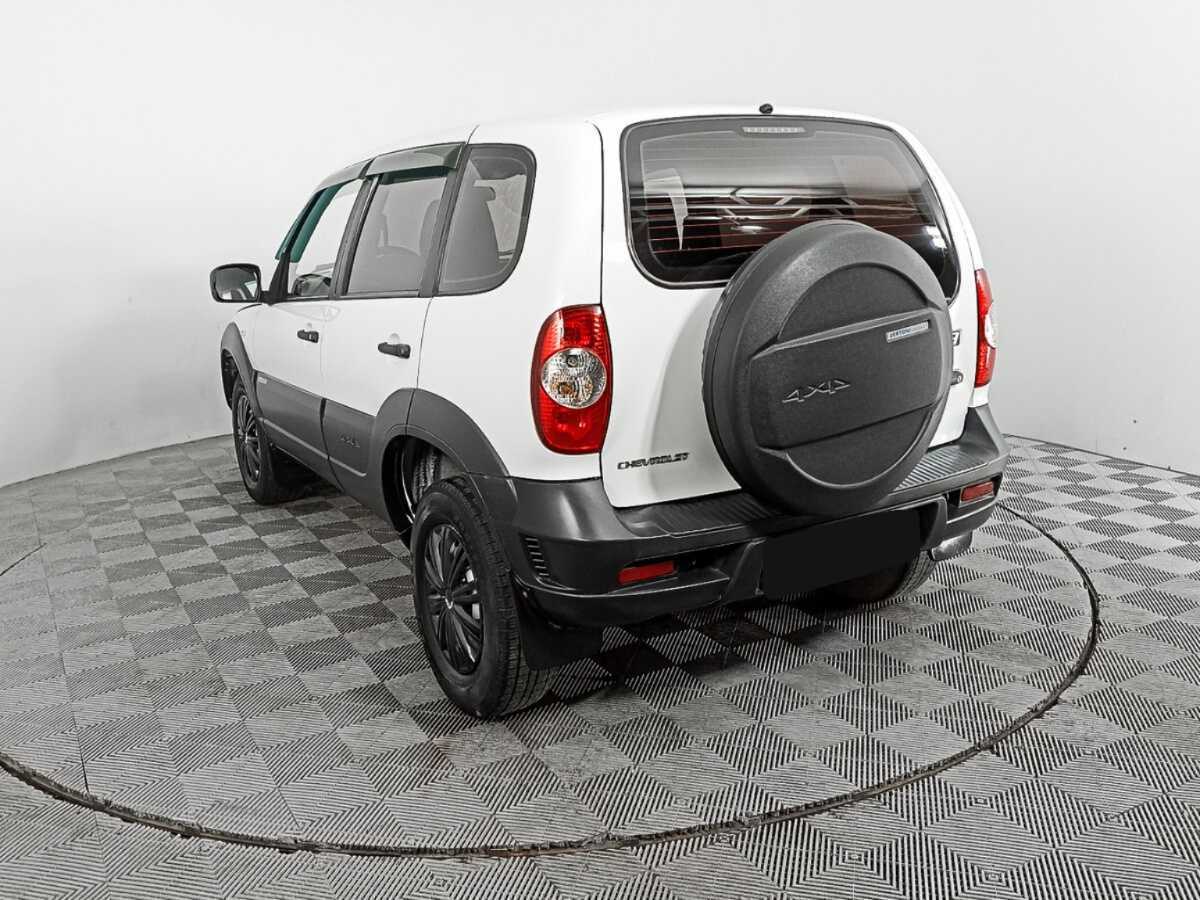 Купить Chevrolet Niva с пробегом. Фото: #5