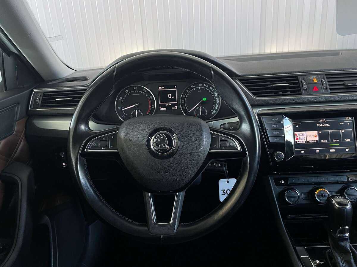 Купить Skoda Superb с пробегом. Фото: #9