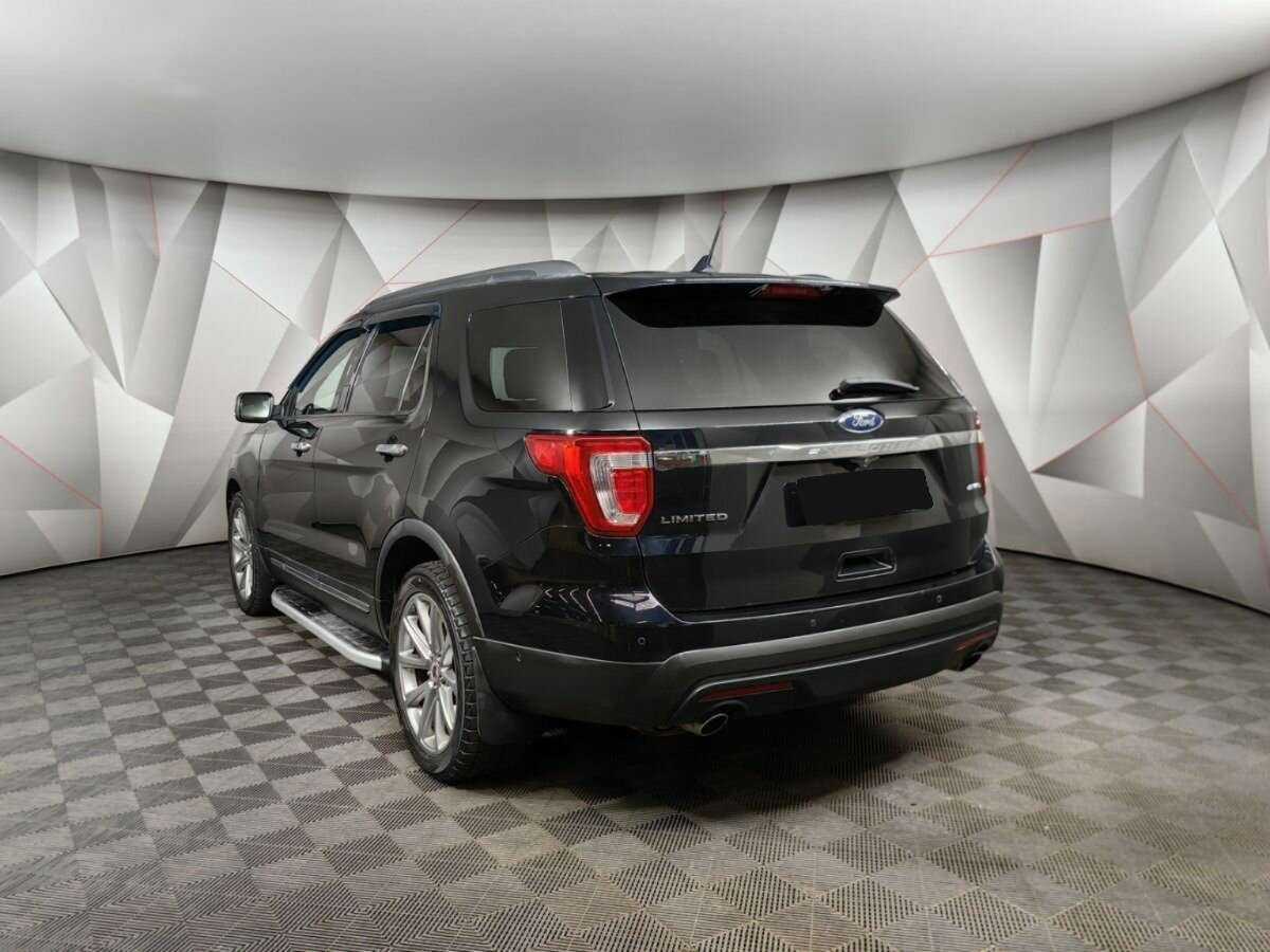 Купить Ford Explorer с пробегом. Фото: #3
