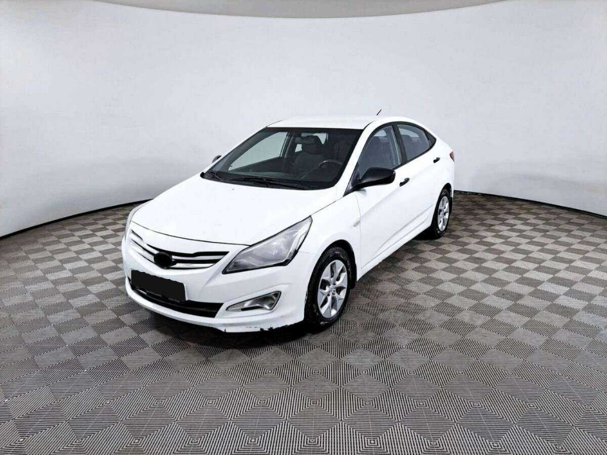 Купить Hyundai Solaris с пробегом. Фото: #0