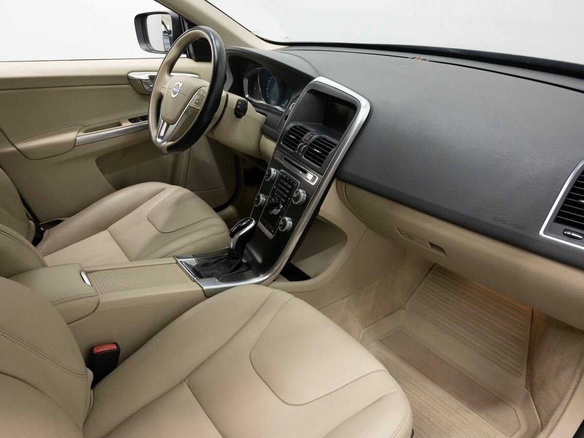 Купить Volvo XC60 с пробегом. Фото: #12