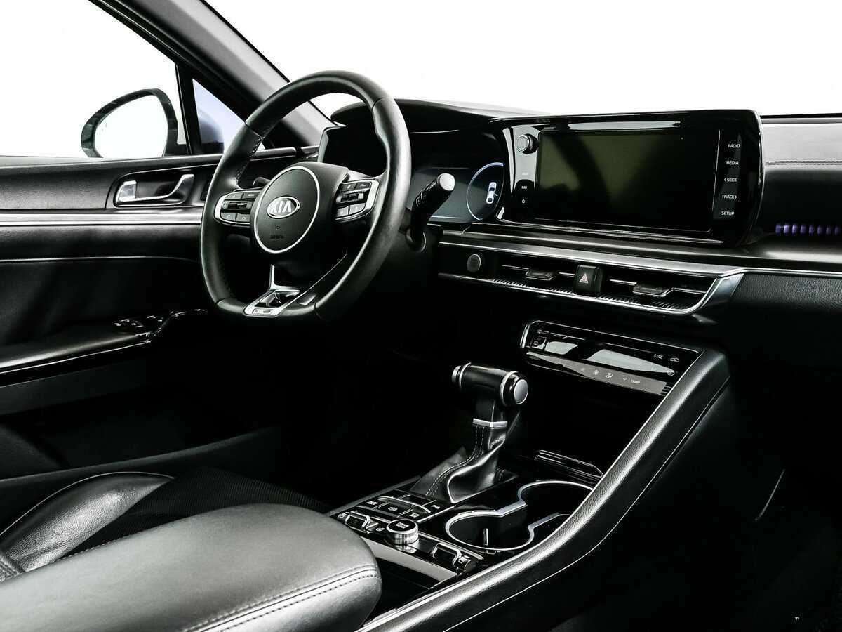 Купить Kia K5 с пробегом. Фото: #8