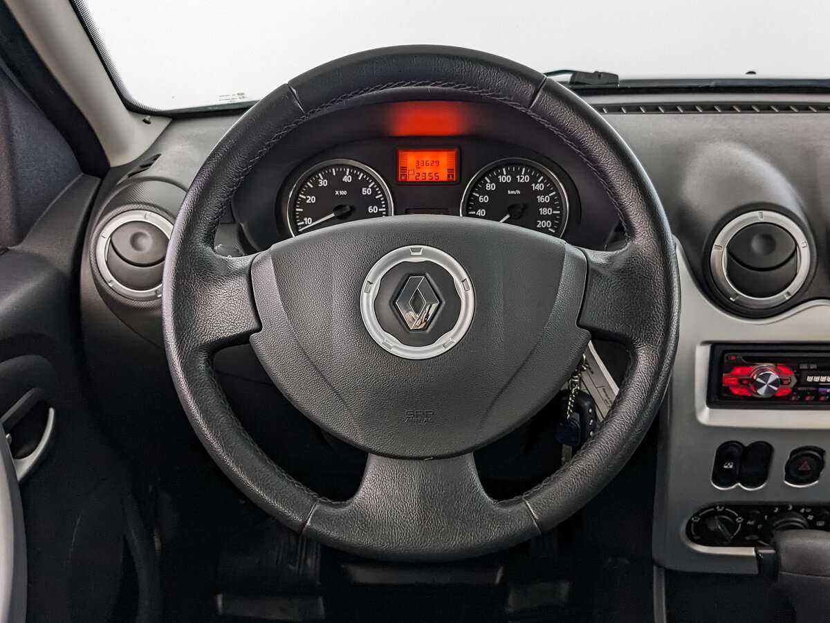 Купить Renault Sandero с пробегом. Фото: #16