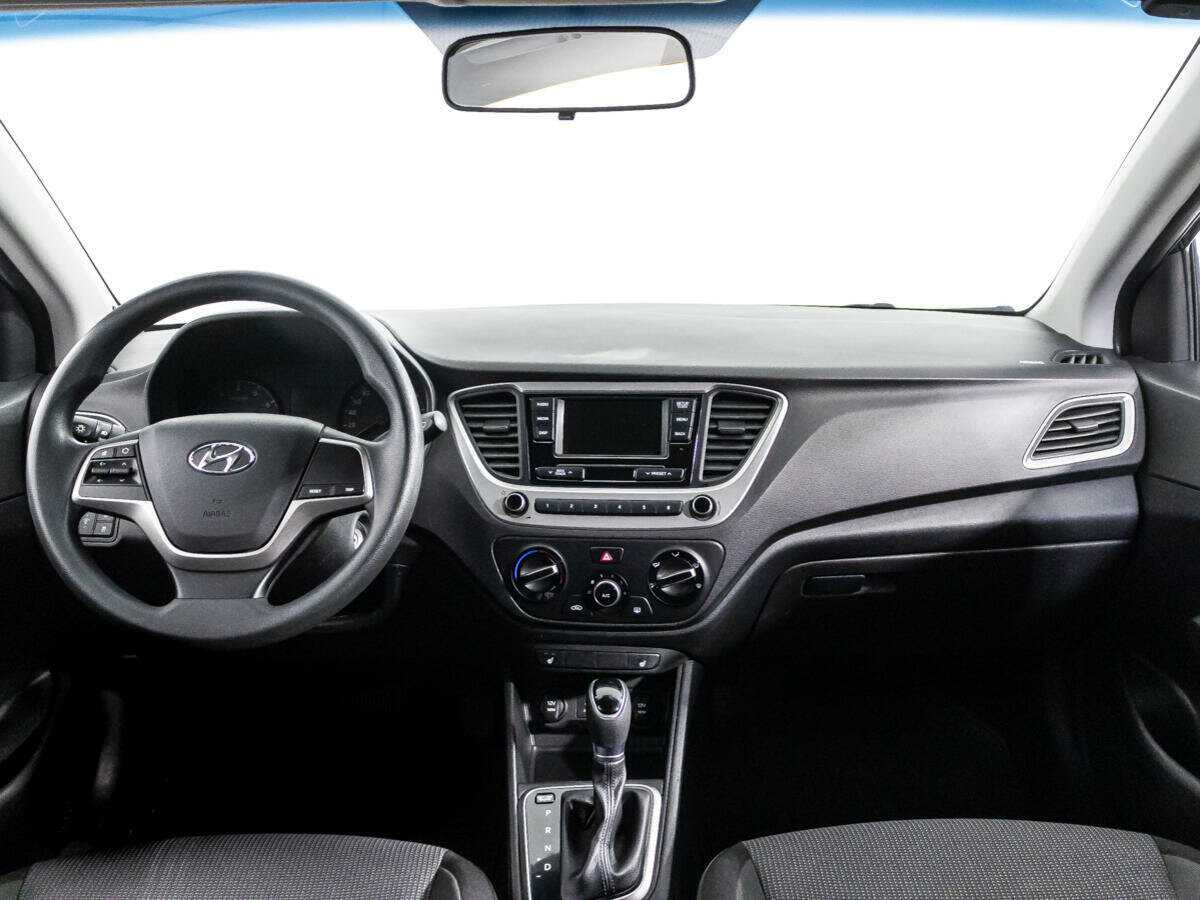 Купить Hyundai Solaris с пробегом. Фото: #12