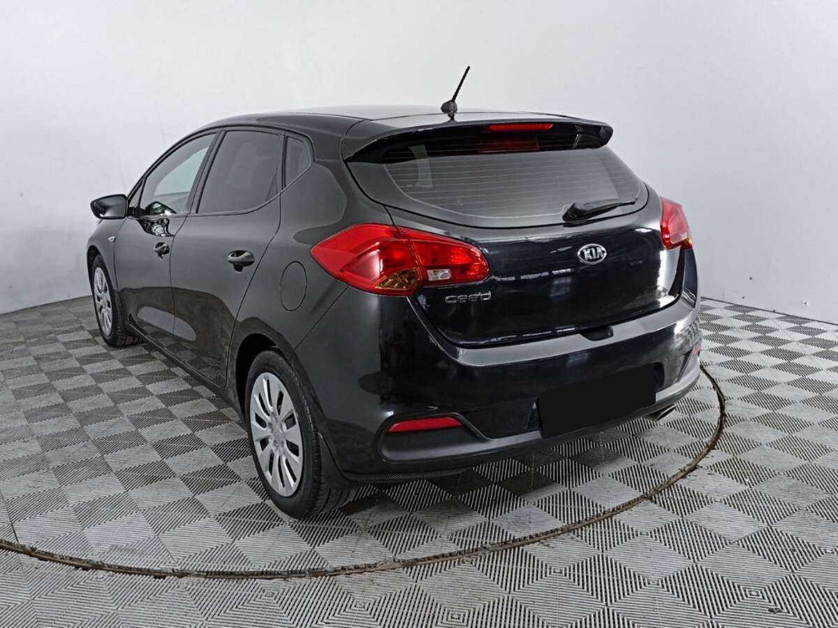 Купить Kia Ceed с пробегом. Фото: #6