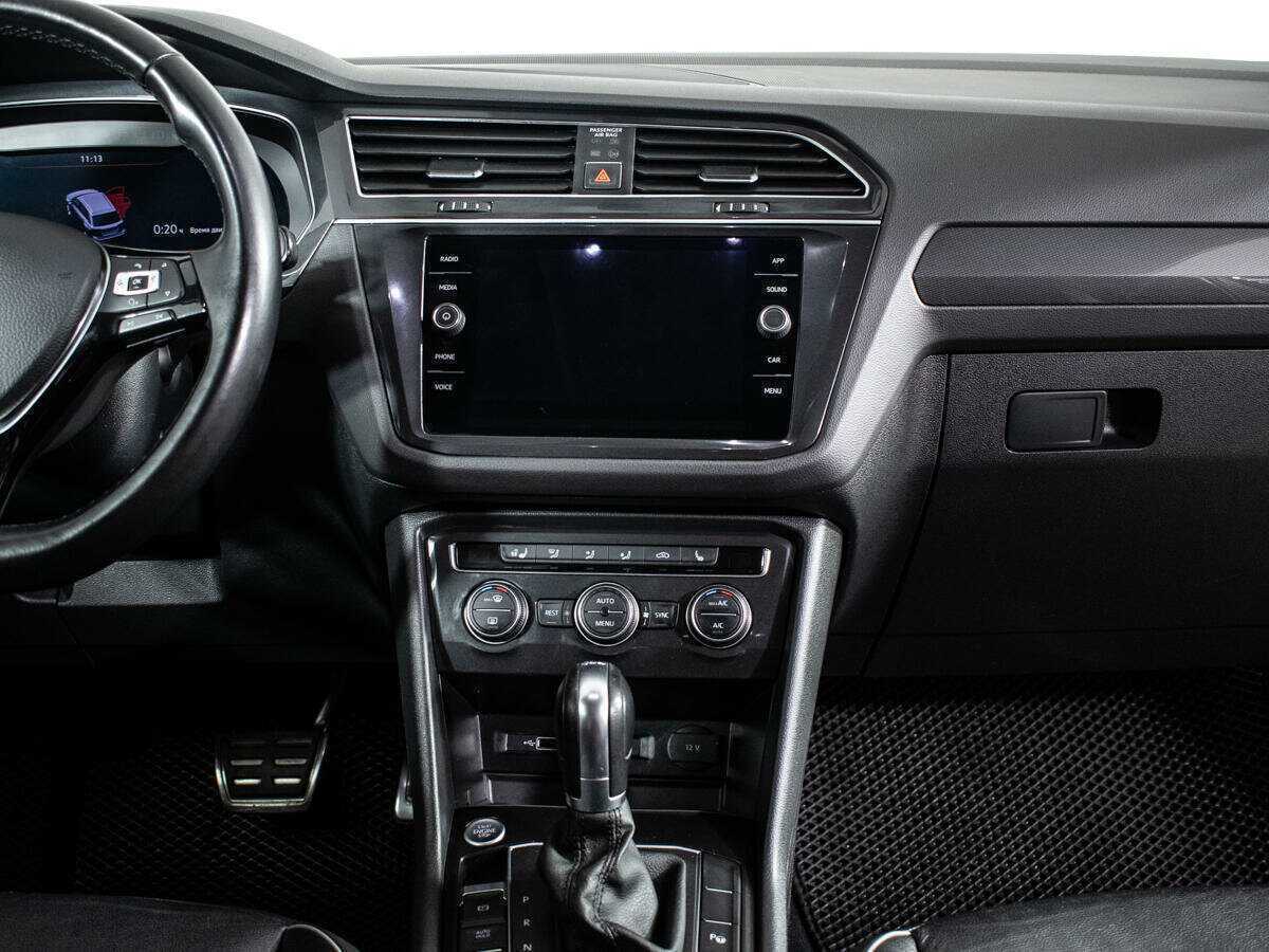 Купить Volkswagen Tiguan с пробегом. Фото: #10