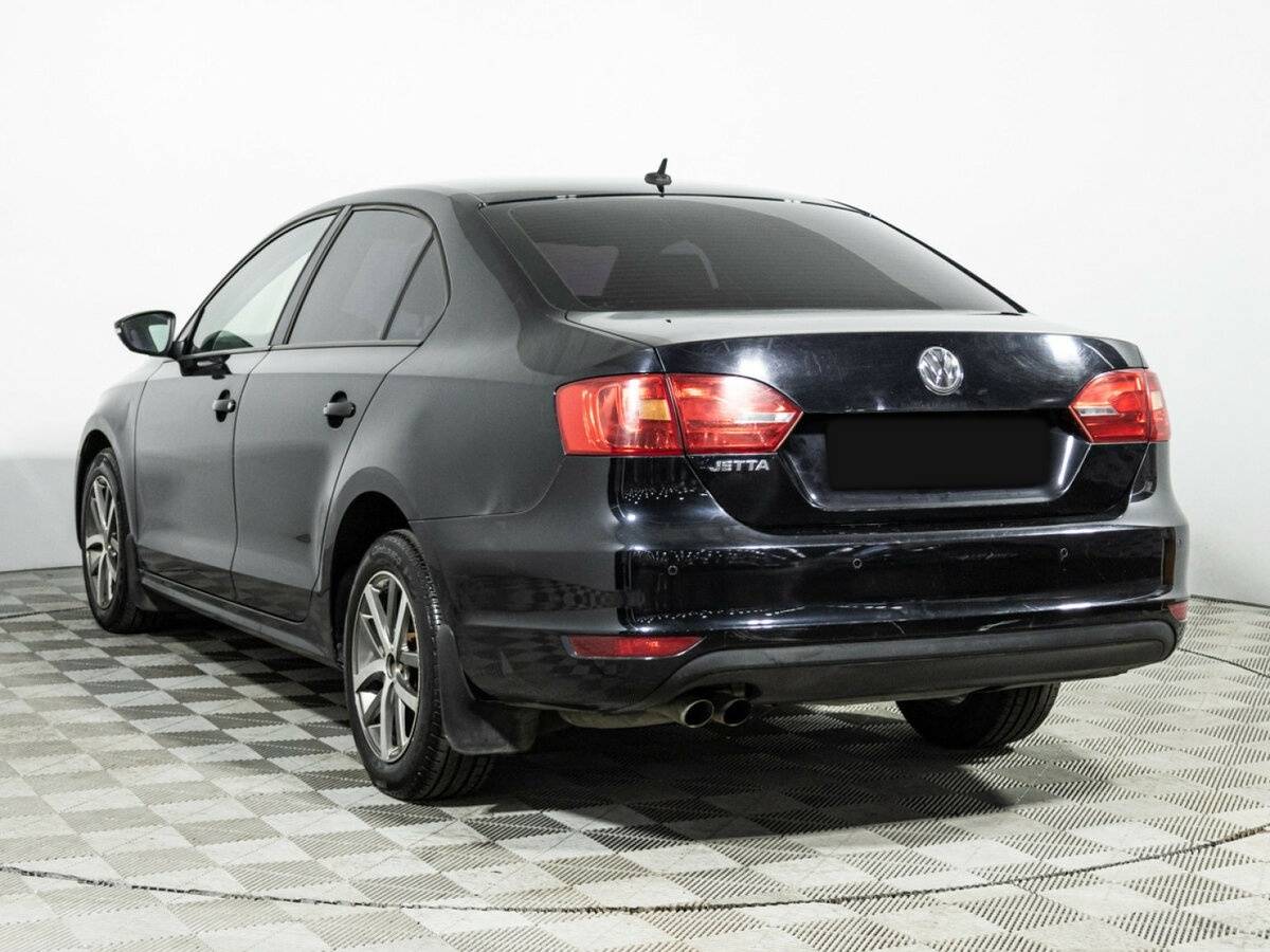 Купить Volkswagen Jetta с пробегом. Фото: #6