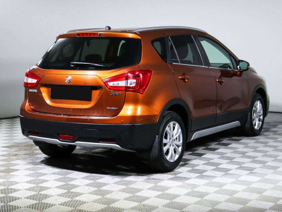 Купить Suzuki SX4 с пробегом. Фото: #4