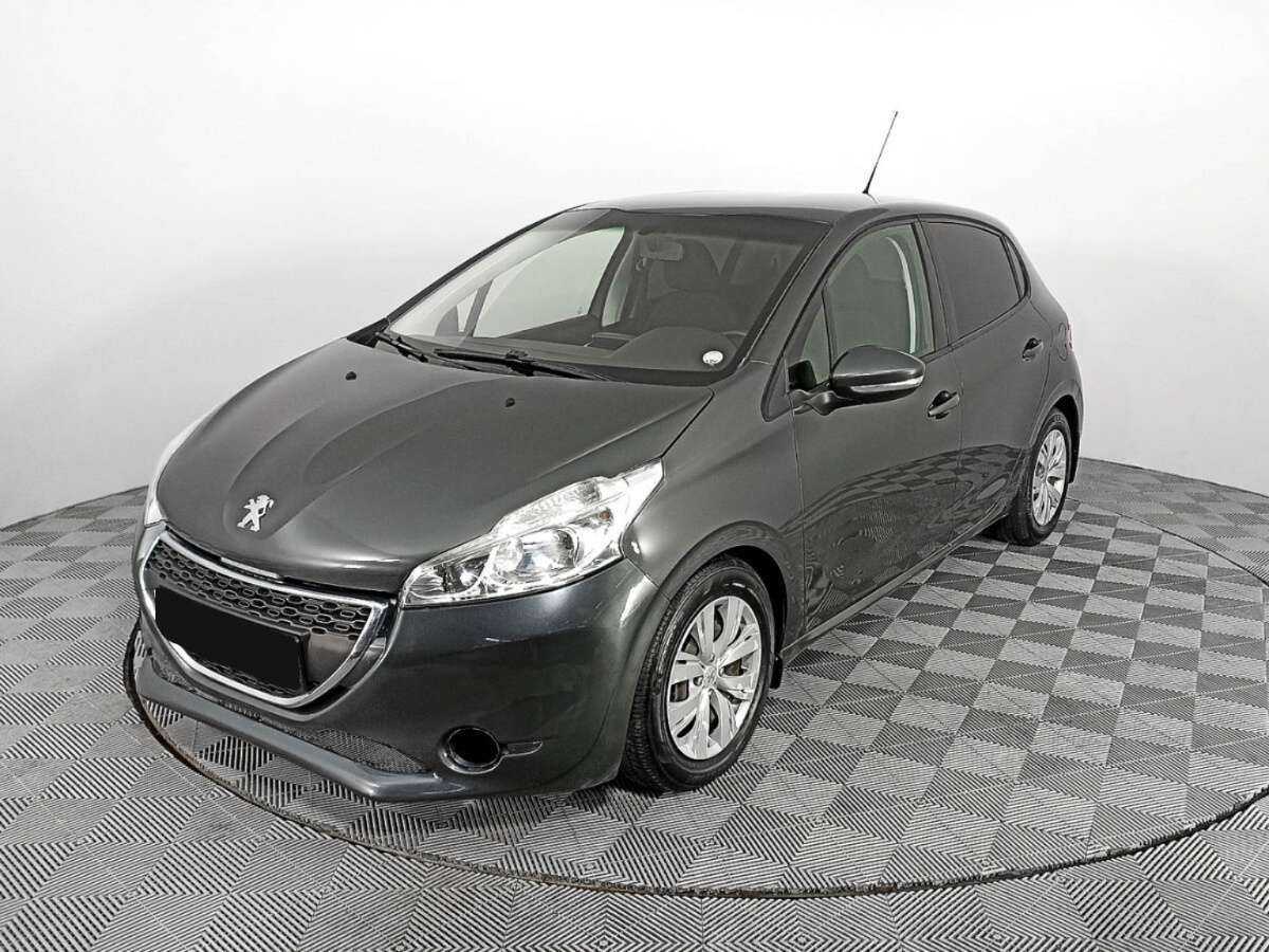 Купить Peugeot 208 с пробегом. Посмотреть фото