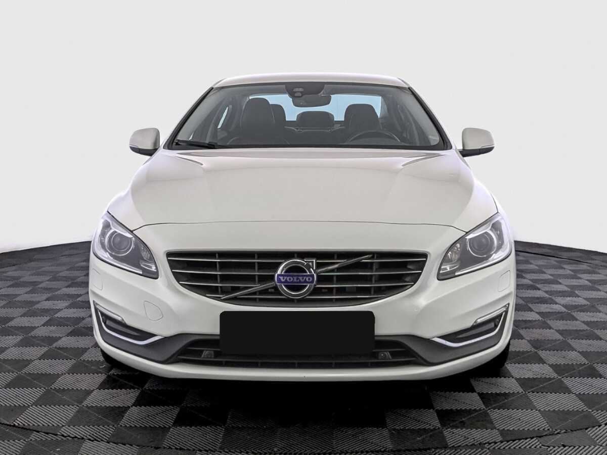 Купить Volvo S60 с пробегом. Фото: #1