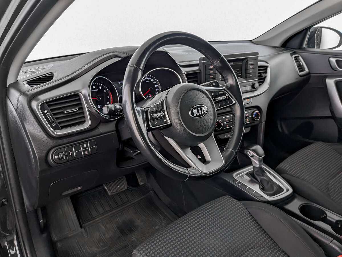 Купить Kia Ceed с пробегом. Фото: #13