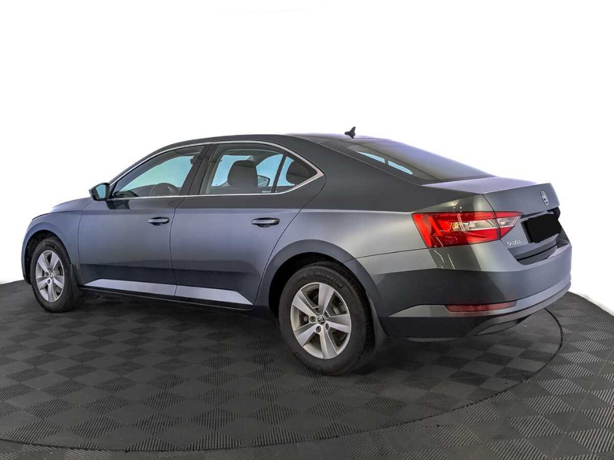 Купить Skoda Superb с пробегом. Фото: #6