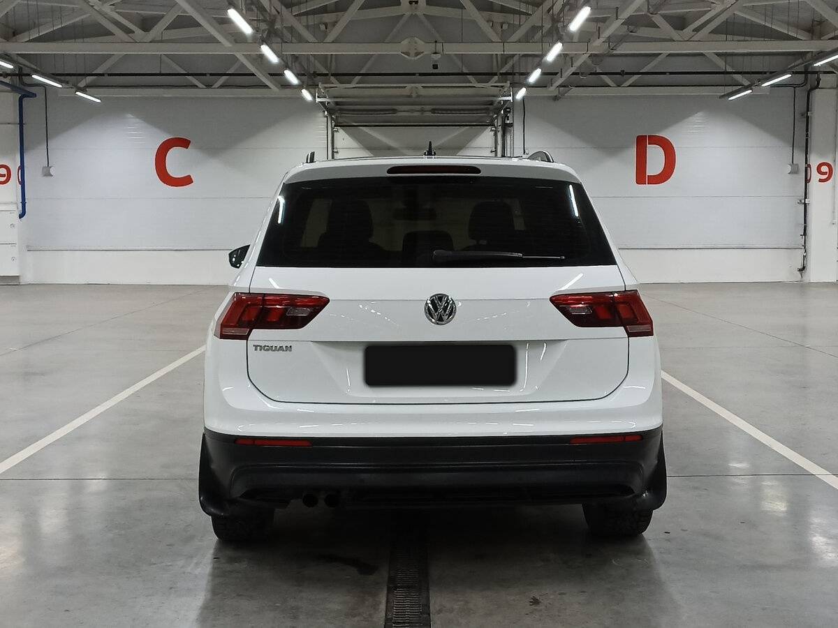 Купить Volkswagen Tiguan с пробегом. Фото: #5