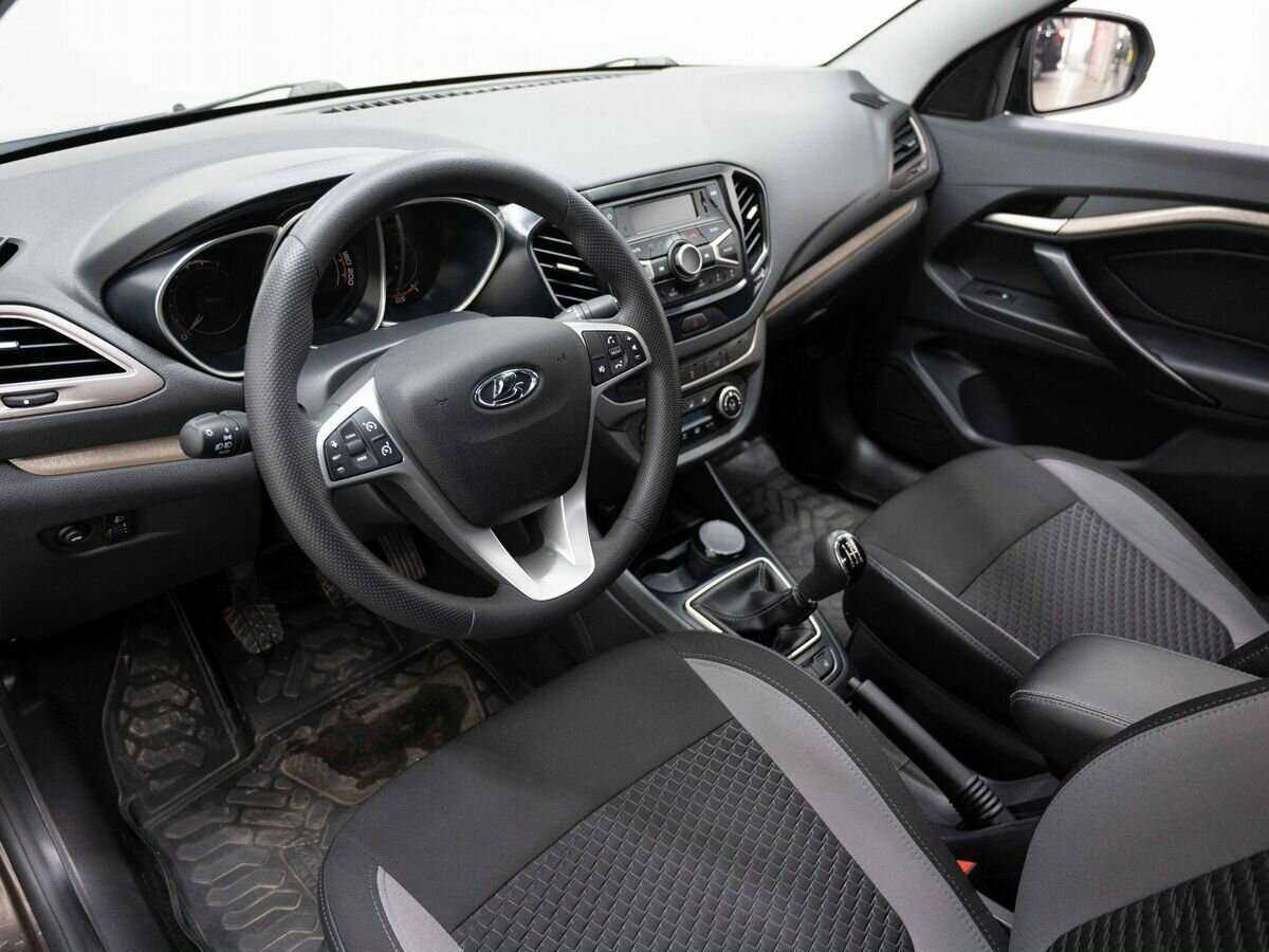 Купить Lada (ВАЗ) Vesta с пробегом. Фото: #8