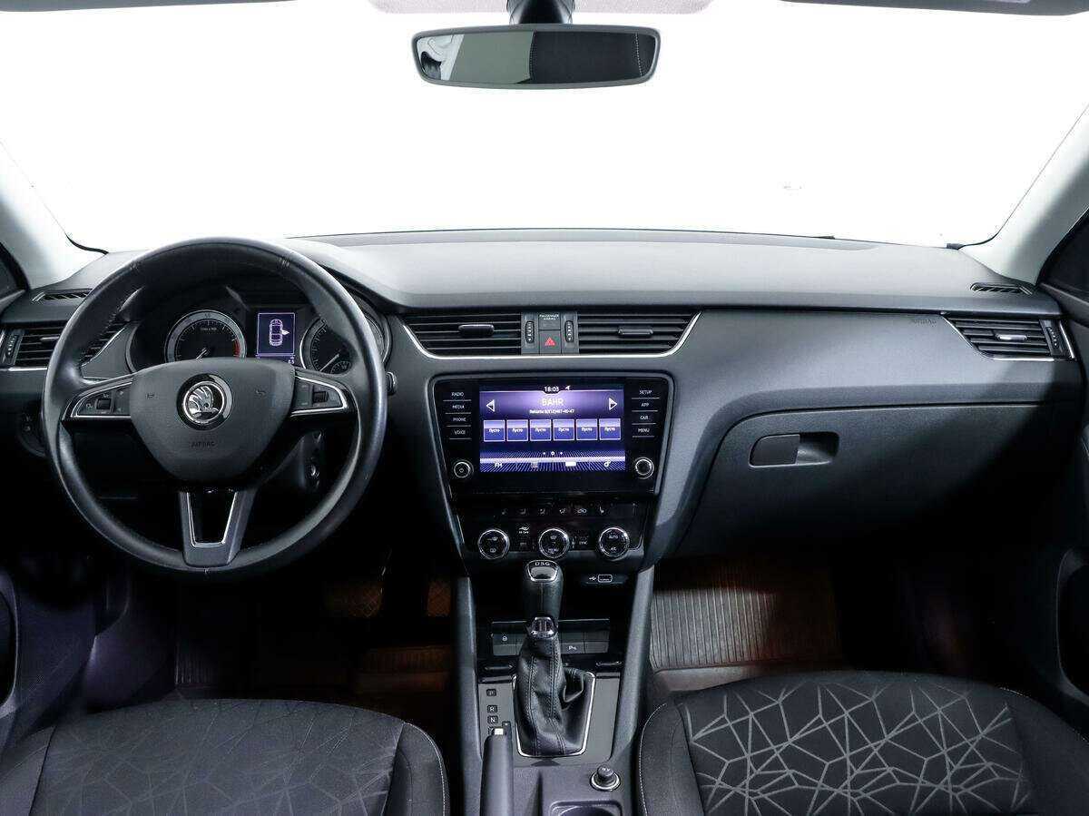 Купить Skoda Octavia с пробегом. Фото: #9