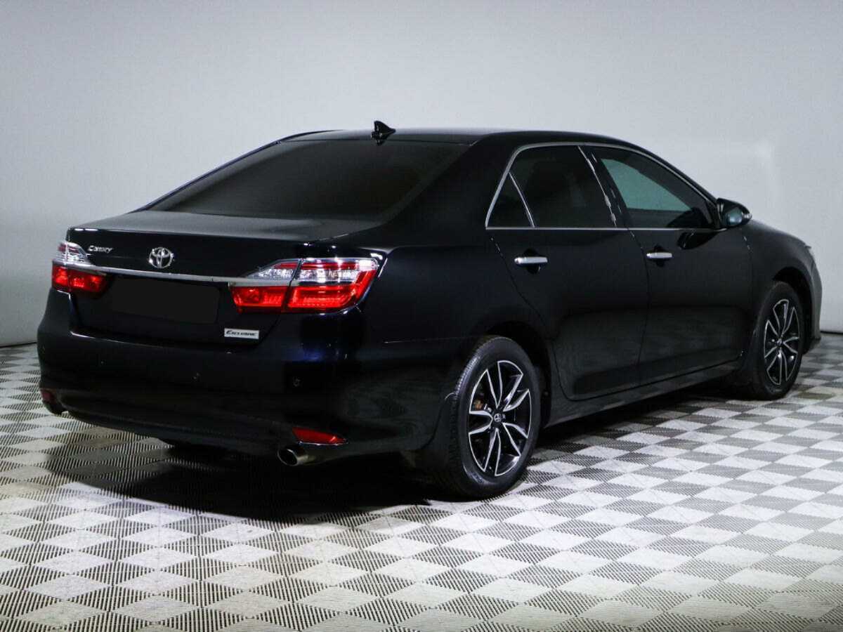 Купить Toyota Camry с пробегом. Фото: #3